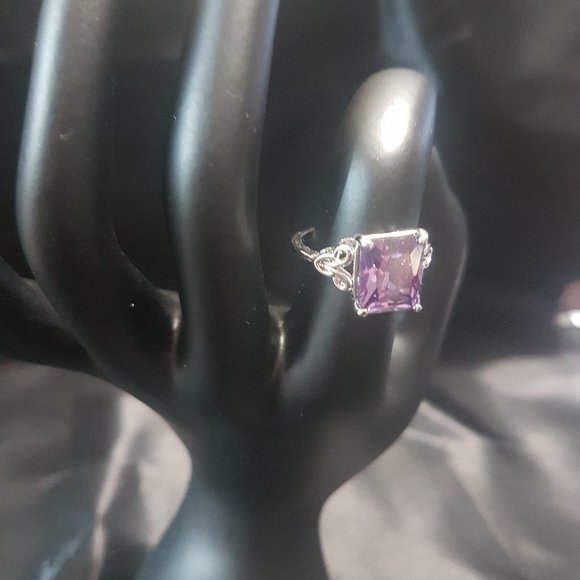 Hidden Gems "Amethyst" Ring - Picture 4 of 9